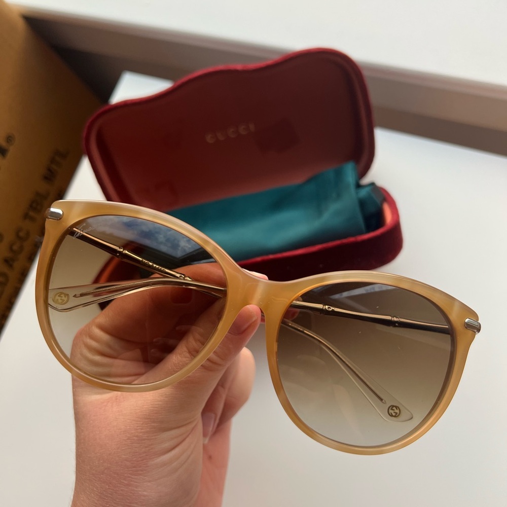 Gucci Bamboo Sunglasses - Picture 7 of 7